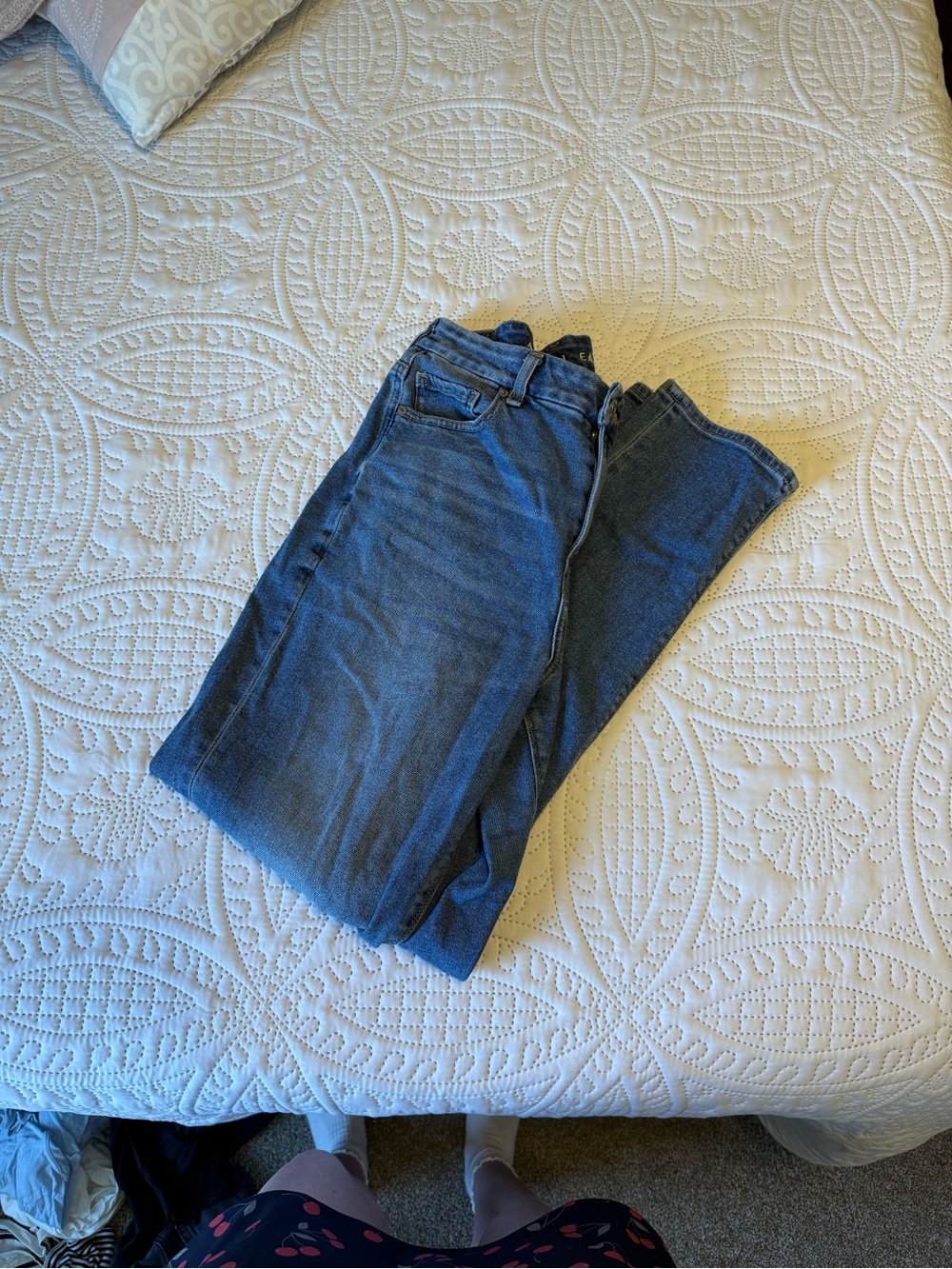 American Eagle Light Blue Stretch Denim Mom Jeans 8 Long